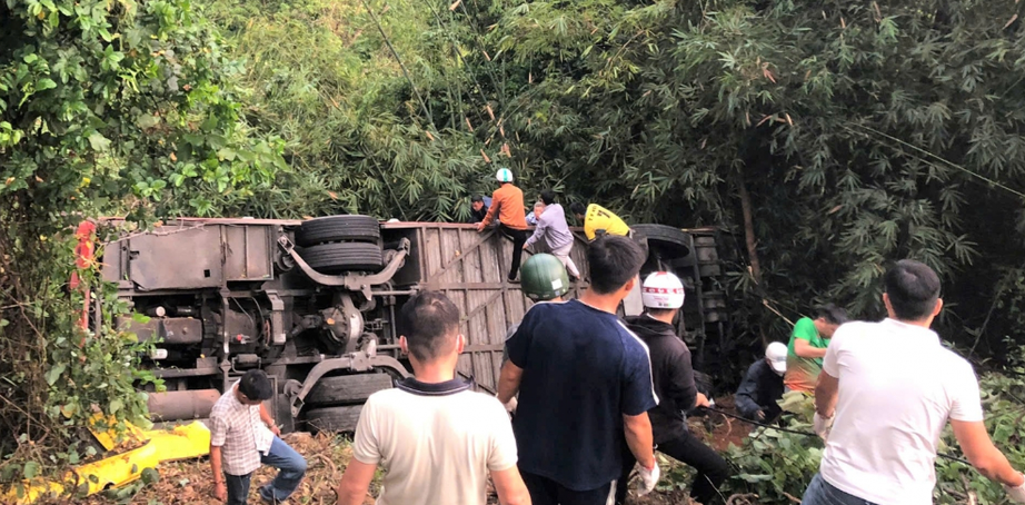 Xe khách lao xuống vực đèo Bảo Lộc: Lai lịch chiếc xe gặp nạn như thế nào?- Ảnh 1. Xe khách lao xuống vực đèo Bảo Lộc: Lai lịch chiếc xe gặp nạn như thế nào?- Ảnh 1.