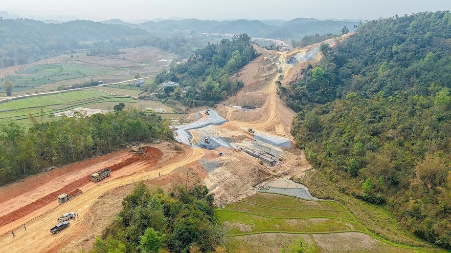 Gỡ từng n&uacute;t thắt, quyết th&ocirc;ng hai cao tốc lớn qua Cao Bằng, Lạng Sơn năm 2025- Ảnh 2.