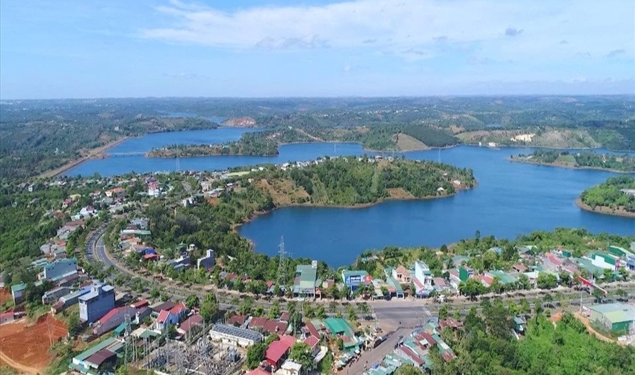 Theo Chương tr&igrave;nh ph&aacute;t triển đ&ocirc; thị tỉnh Đắk N&ocirc;ng đến năm 2030, th&agrave;nh phố Gia Nghĩa đang phấn đầu đạt ti&ecirc;u ch&iacute; của đ&ocirc; thị loại II. (Nguồn ảnh: UBND th&agrave;nh phố Gia Nghĩa)