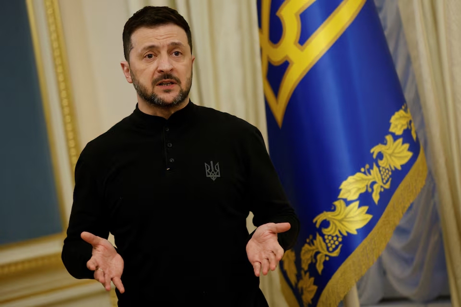 Tổng thống Zelensky: Ukraine sẵn s&agrave;ng đ&agrave;m ph&aacute;n với Nga dưới mọi h&igrave;nh thức- Ảnh 1.