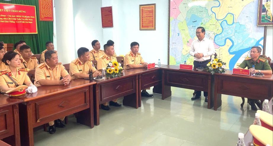 Chủ tịch UBND TP.HCM: Bảo đảm tuyệt đối an to&agrave;n đại lễ 30/4- Ảnh 1.