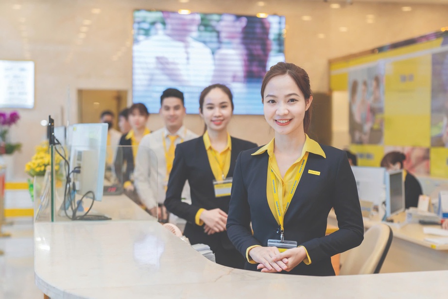 Nam A Bank nhận giải thưởng Vietnam ESG Awards- Ảnh 2.