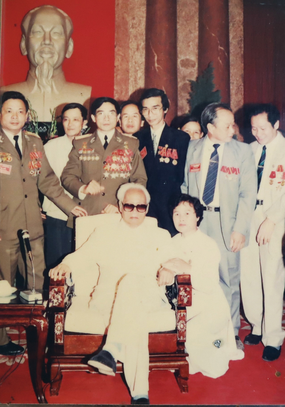 Hồi ức nữ du k&iacute;ch &ldquo;rắn quấn b&ecirc;n ch&acirc;n&rdquo; trong thơ Tố Hữu- Ảnh 2.