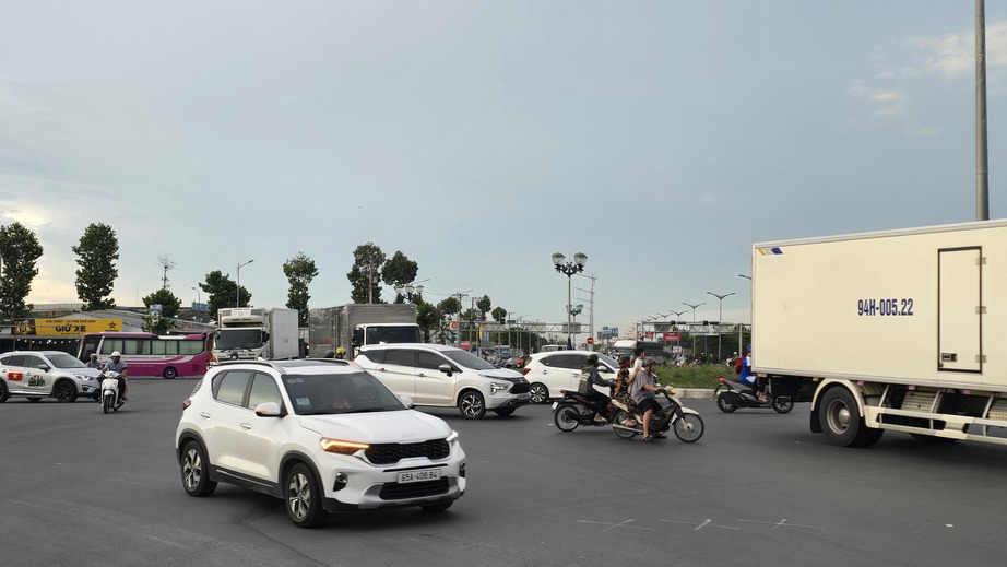 Cần Thơ chỉ đạo "n&oacute;ng" về n&uacute;t giao cầu Trần Ho&agrave;ng Na sau phản &aacute;nh của B&aacute;o X&acirc;y dựng- Ảnh 2.