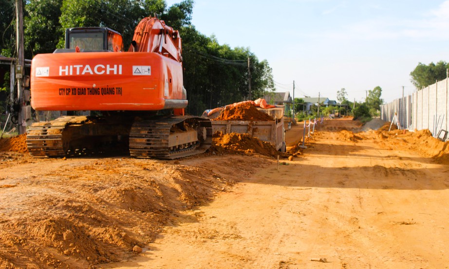 Toàn cảnh công trình đường trăm tỷ đồng ở Quảng Trị sau hơn 2 tháng thay nhà thầu- Ảnh 6. Toàn cảnh công trình đường trăm tỷ đồng ở Quảng Trị sau hơn 2 tháng thay nhà thầu- Ảnh 6.