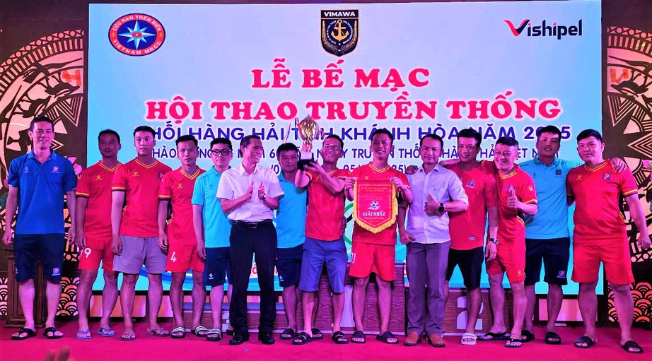 Hội thao ng&agrave;nh H&agrave;ng hải khu vực Kh&aacute;nh H&ograve;a: Khỏe để chinh phục biển cả- Ảnh 1.