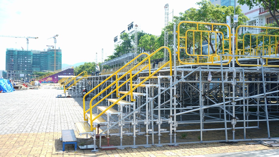 S&acirc;n khấu Lễ hội ph&aacute;o hoa quốc tế Đ&agrave; Nẵng - DIFF 2025 c&oacute; g&igrave; đặc biệt?- Ảnh 3.