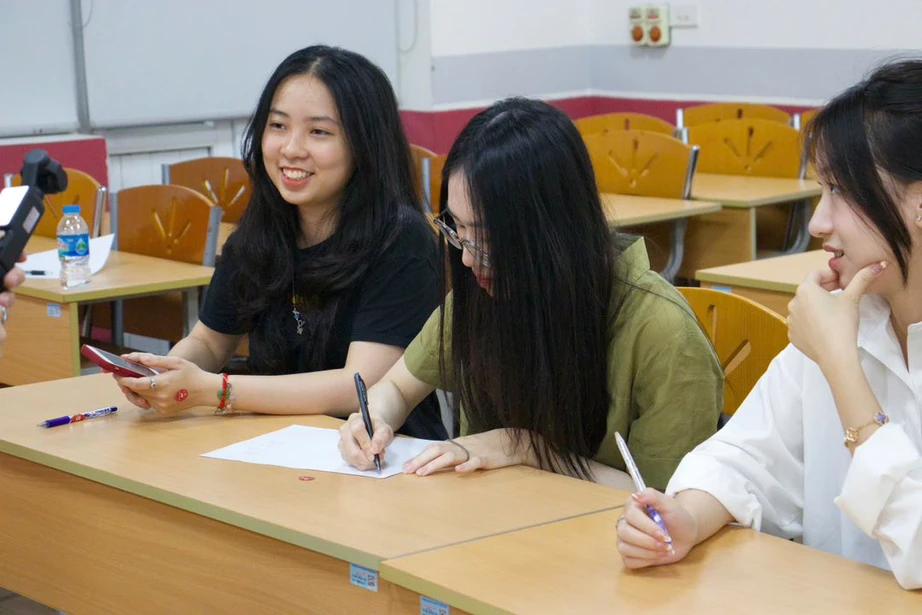 ĐH Quốc gia H&agrave; Nội ch&iacute;nh thức quy đổi điểm x&eacute;t tuyển- Ảnh 1.