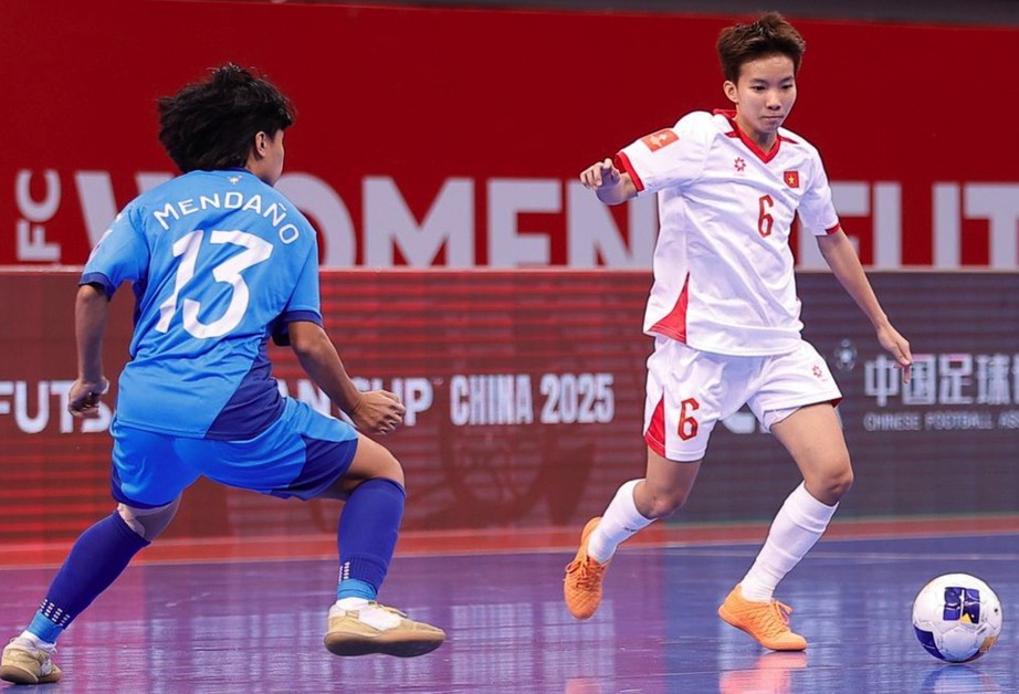 Thắng đậm Philippines, tuyển nữ Việt Nam vào tứ kết giải futsal châu Á- Ảnh 1. Thắng đậm Philippines, tuyển nữ Việt Nam vào tứ kết giải futsal châu Á- Ảnh 1.