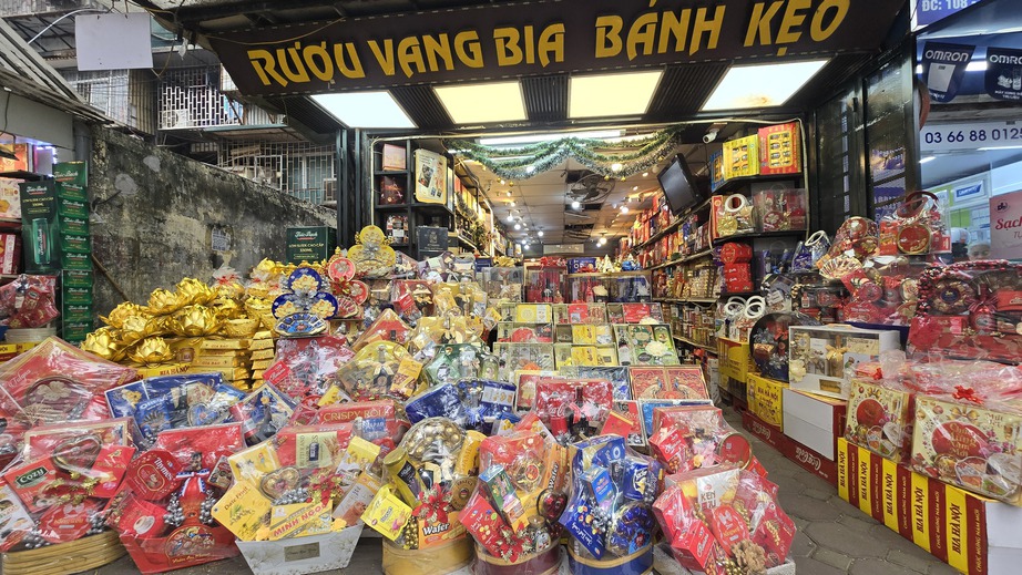 Phương pháp kê khai thu thuế cao gấp 7 lần, Bộ Tài chính đề xuất bỏ thuế khoán từ 2026- Ảnh 1. Phương pháp kê khai thu thuế cao gấp 7 lần, Bộ Tài chính đề xuất bỏ thuế khoán từ 2026- Ảnh 1.