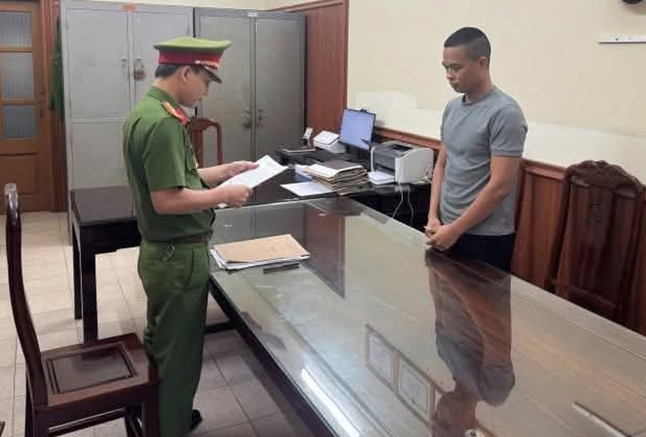 Khởi tố, bắt giam chủ k&ecirc;nh TikTok "Gia đ&igrave;nh Hải Sen"- Ảnh 1.