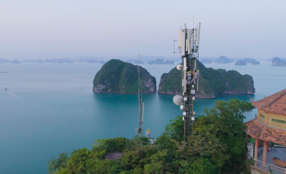 Các thành viên Viettel lọt Top 500 doanh nghiệp lớn nhất Đông Nam Á- Ảnh 1. Các thành viên Viettel lọt Top 500 doanh nghiệp lớn nhất Đông Nam Á- Ảnh 1.