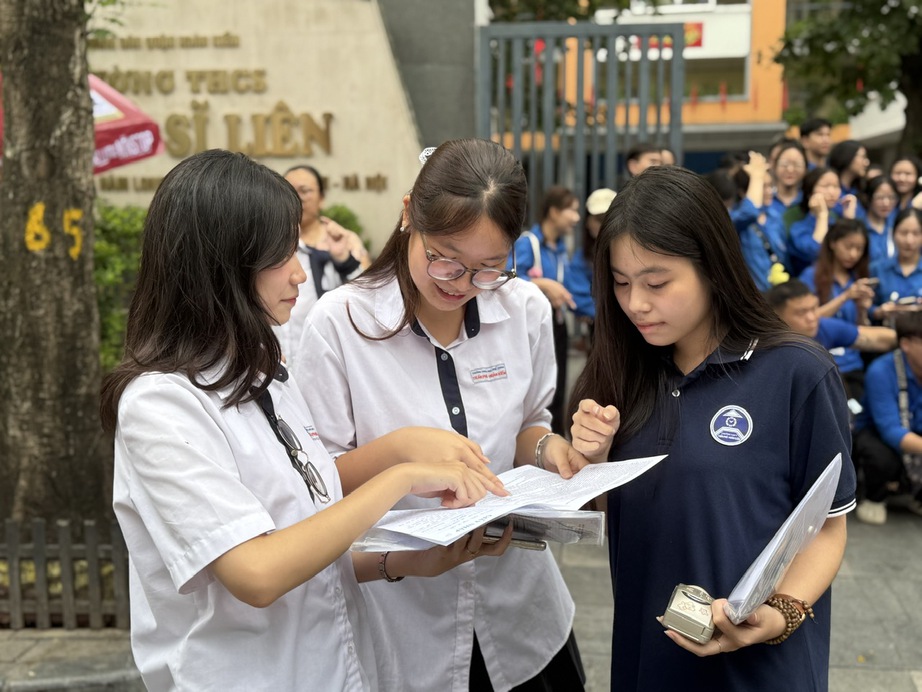 Đề tiếng Anh THPT 2025: Kh&oacute; hơn, ph&acirc;n h&oacute;a r&otilde; tr&igrave;nh độ th&iacute; sinh- Ảnh 1.