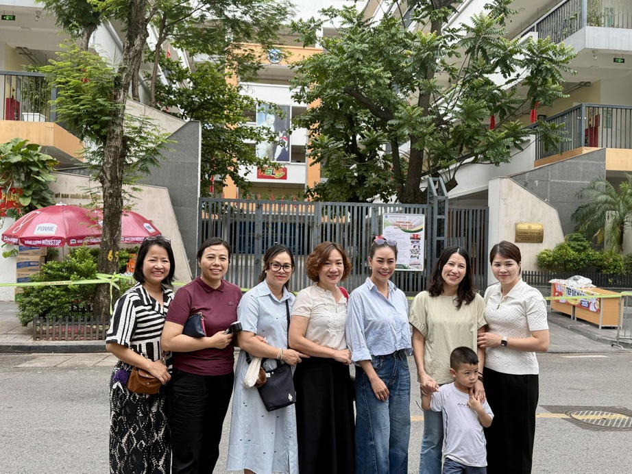 Th&iacute; sinh cả nước nhẹ nh&otilde;m kh&eacute;p lại kỳ thi tốt nghiệp THPT 2025- Ảnh 9.