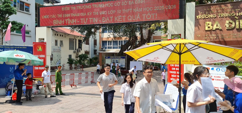 Hơn 100.000 th&iacute; sinh H&agrave; Nội ho&agrave;n th&agrave;nh kỳ thi v&agrave;o lớp 10 c&ocirc;ng lập- Ảnh 5.