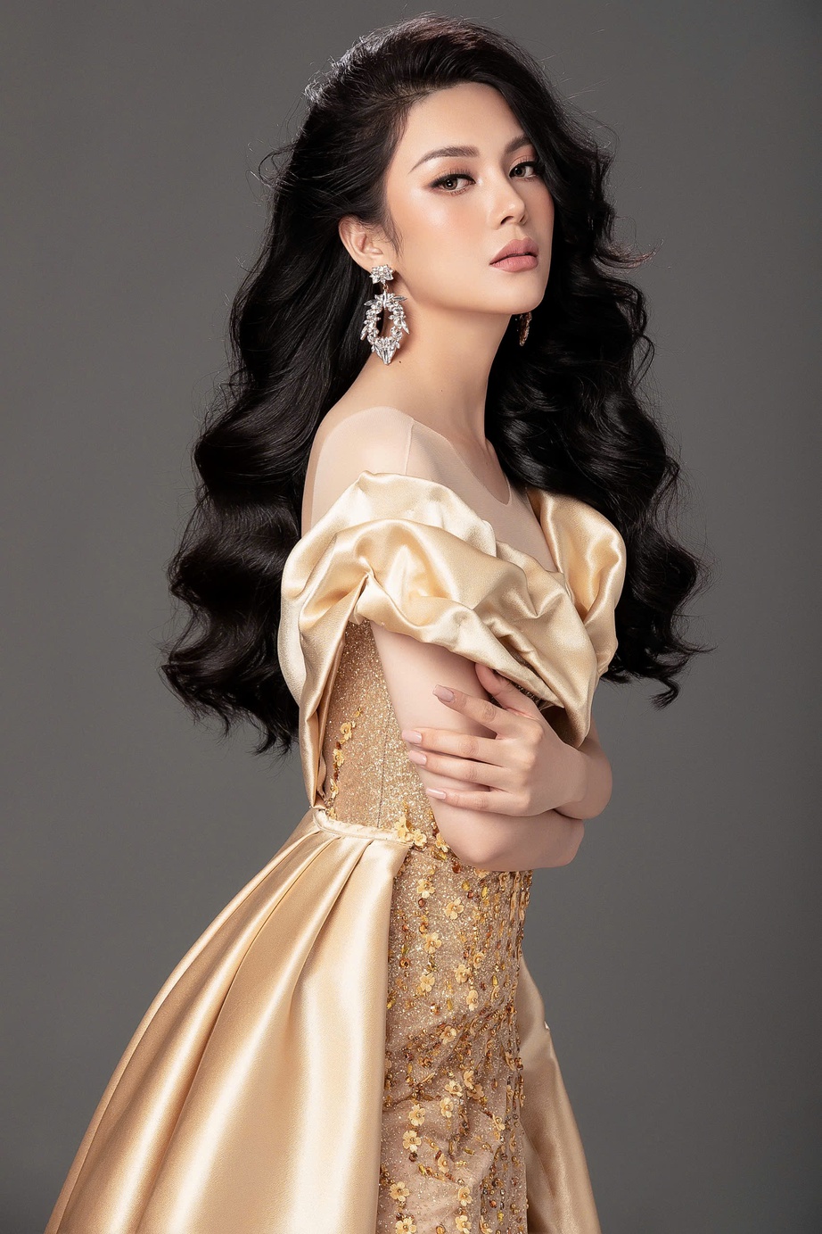 Bất ngờ nhiều ca sĩ, diễn vi&ecirc;n, MC tham dự Miss Grand Vietnam 2025- Ảnh 1.