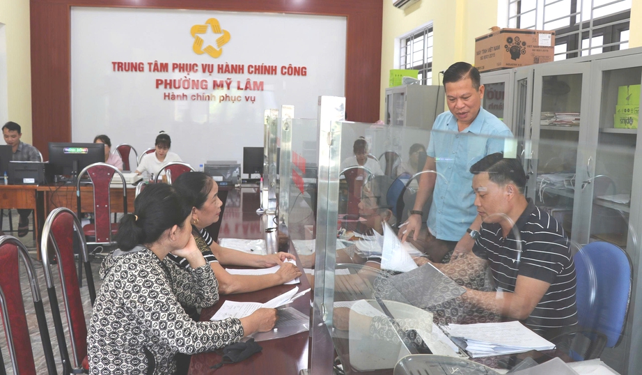 Chuyển biến t&iacute;ch cực của m&ocirc; h&igrave;nh ch&iacute;nh quyền cấp x&atilde; ở Tuy&ecirc;n Quang- Ảnh 2.