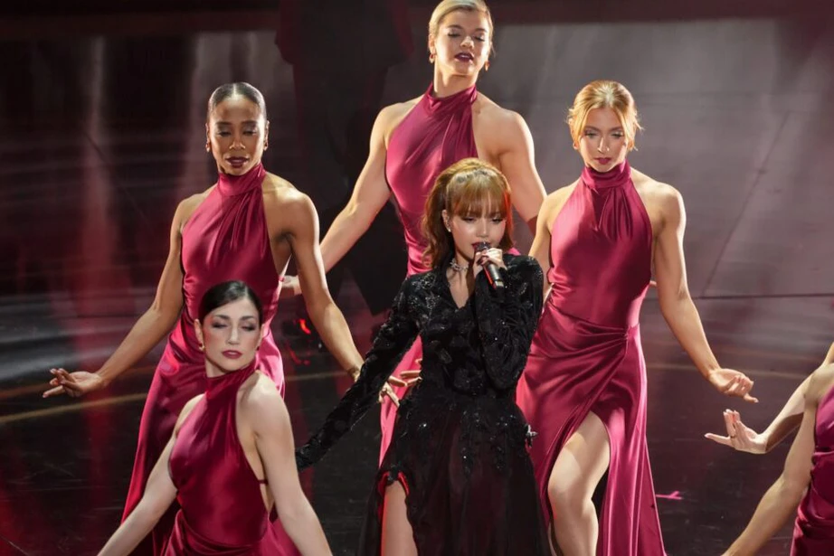 Lisa (BlackPink) vấp tranh c&atilde;i khi được đề cử giải Emmy- Ảnh 1.