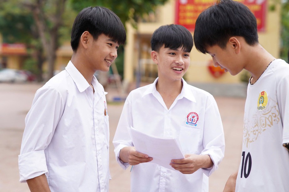 Th&iacute; sinh c&oacute; th&ecirc;m cơ hội v&agrave;o lớp 10 c&ocirc;ng lập tại H&agrave; Nội- Ảnh 1.