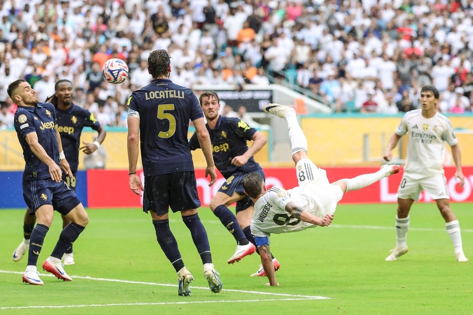 X&aacute;c định 8 đội b&oacute;ng g&oacute;p mặt tại tứ kết FIFA Club World Cup 2025- Ảnh 1.