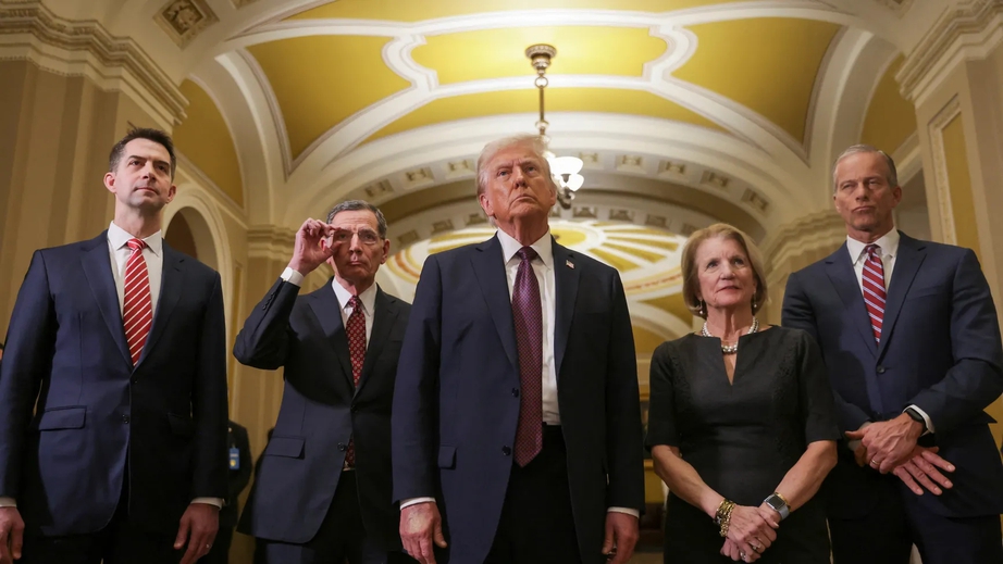 Thượng viện Mỹ th&ocirc;ng qua dự luật thuế - chi ti&ecirc;u quy m&ocirc; lớn của &ocirc;ng Trump- Ảnh 1.