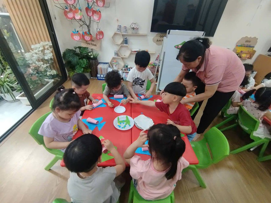 Bộ GD&ĐT c&ocirc;ng bố điểm s&agrave;n nh&oacute;m ng&agrave;nh đ&agrave;o tạo gi&aacute;o vi&ecirc;n năm 2025- Ảnh 1.