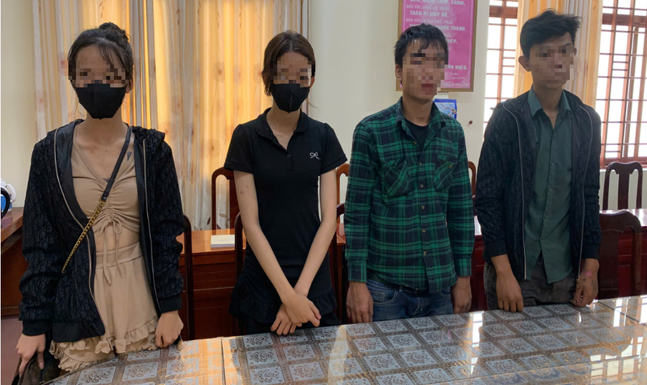 Vĩnh Long li&ecirc;n tiếp ph&aacute;t hiện h&agrave;ng chục "cậu ấm c&ocirc; chi&ecirc;u" sử dụng tr&aacute;i ph&eacute;p ma t&uacute;y- Ảnh 1.