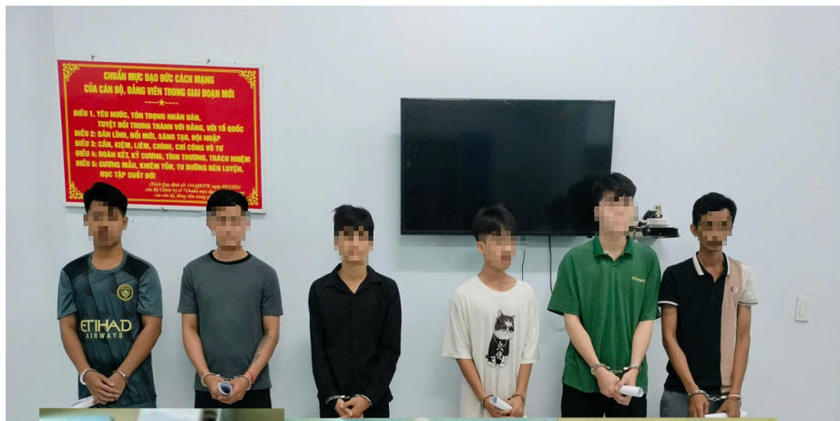 Vĩnh Long li&ecirc;n tiếp ph&aacute;t hiện h&agrave;ng chục "cậu ấm c&ocirc; chi&ecirc;u" sử dụng tr&aacute;i ph&eacute;p ma t&uacute;y- Ảnh 2.