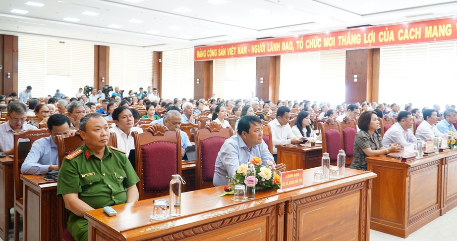 Ph&oacute; Thủ tướng Hồ Đức Phớc: Ph&aacute;t huy thế mạnh, tạo thế c&acirc;n bằng giữa c&aacute;c v&ugrave;ng sau s&aacute;p nhập- Ảnh 3.