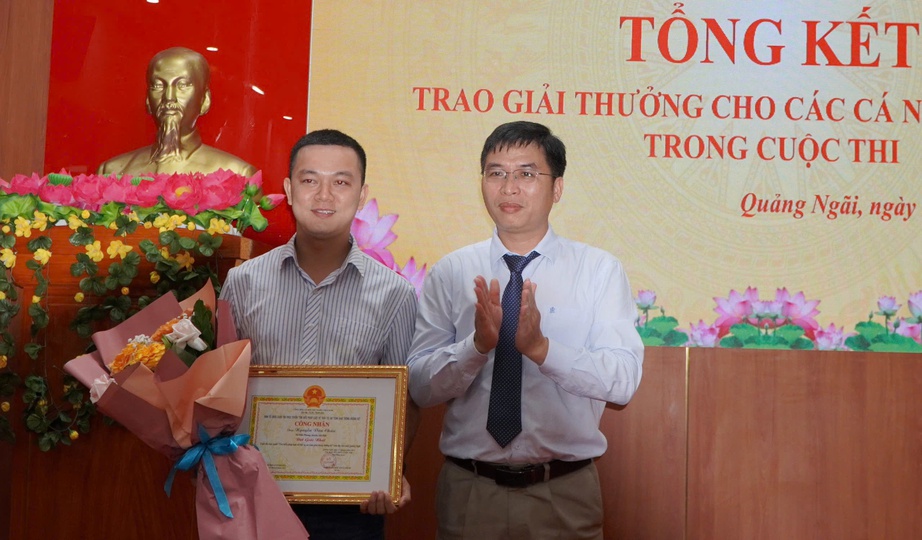 Quảng Ng&atilde;i: Hơn 30 ngh&igrave;n b&agrave;i dự thi t&igrave;m hiểu ph&aacute;p luật về trật tự ATGT đường bộ- Ảnh 1.