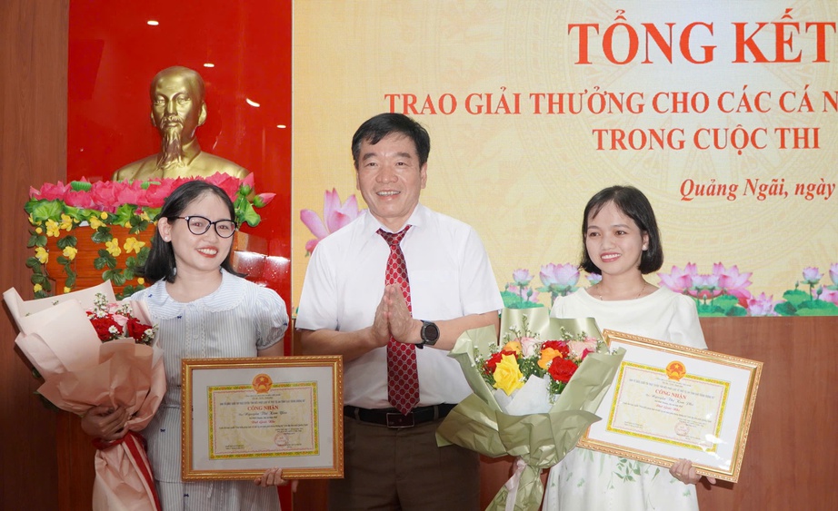 Quảng Ng&atilde;i: Hơn 30 ngh&igrave;n b&agrave;i dự thi t&igrave;m hiểu ph&aacute;p luật về trật tự ATGT đường bộ- Ảnh 2.