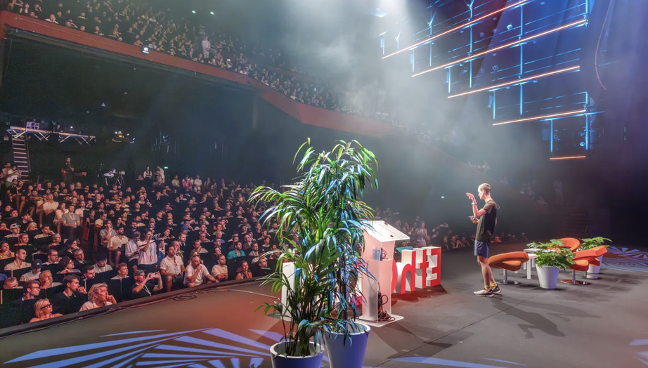 Ethereum đang định h&igrave;nh tương lai Phố Wall- Ảnh 2.