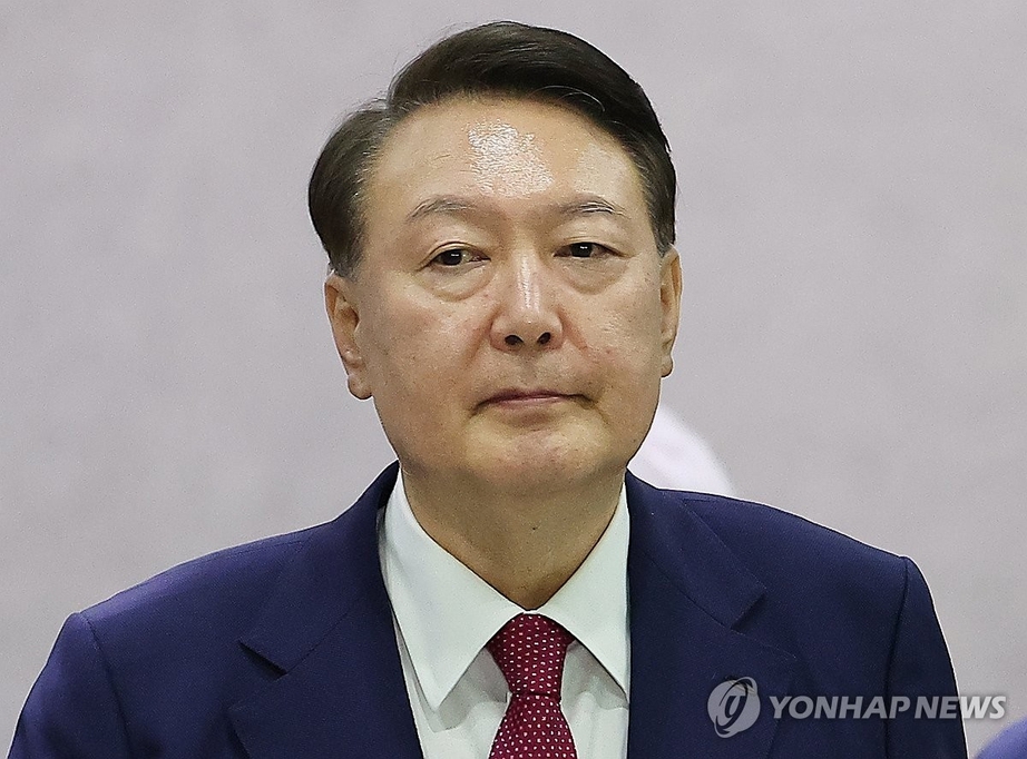 Cựu Tổng thống H&agrave;n Quốc Yoon Suk Yeol chuẩn bị hầu t&ograve;a, điều trần về khả năng bị bắt giữ- Ảnh 1.