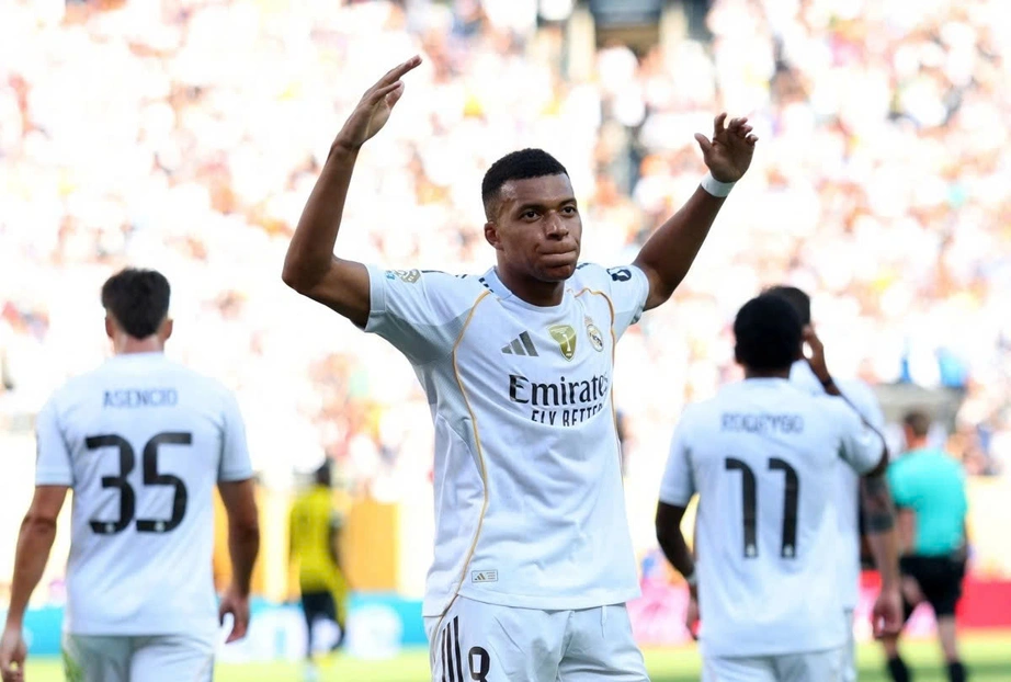 D&agrave;n sao Real Madrid t&aacute;i mặt v&igrave; sự cố m&aacute;y bay tại FIFA Club World Cup- Ảnh 1.