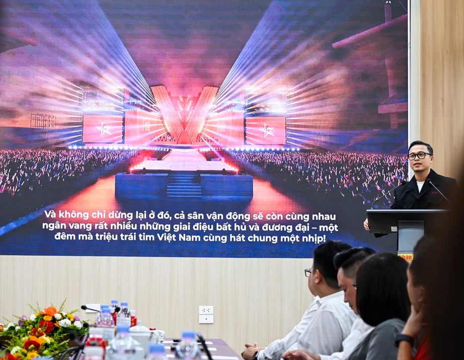 Ban tổ chức &ldquo;Tổ quốc trong tim&rdquo; cảnh b&aacute;o nạn bu&ocirc;n b&aacute;n v&eacute; giả, trục lợi từ chương tr&igrave;nh- Ảnh 2.