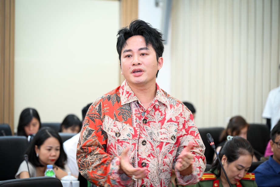 Ban tổ chức &ldquo;Tổ quốc trong tim&rdquo; cảnh b&aacute;o nạn bu&ocirc;n b&aacute;n v&eacute; giả, trục lợi từ chương tr&igrave;nh- Ảnh 3.