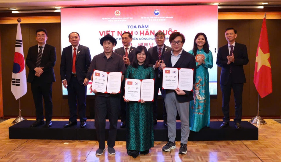 Đạo diễn bom tấn “Bỗng dưng trúng số” hợp tác Việt Nam làm phim "Sài Gòn oppa" - Ảnh 1. Đạo diễn bom tấn “Bỗng dưng trúng số” hợp tác Việt Nam làm phim "Sài Gòn oppa" - Ảnh 1.