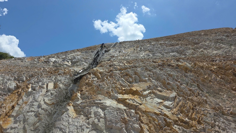 Bộ X&acirc;y dựng chỉ đạo "n&oacute;ng" sau sự cố tại dự &aacute;n cao tốc Quy Nhơn - Ch&iacute; Thạnh- Ảnh 1.