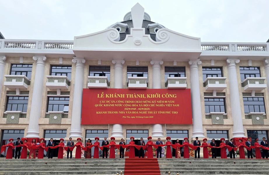 Ph&uacute; Thọ: Kh&aacute;nh th&agrave;nh Nh&agrave; Văn h&oacute;a Nghệ thuật 1.000 chỗ ngồi- Ảnh 2.