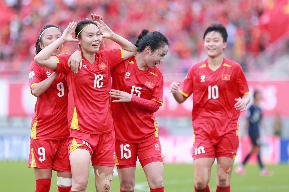 AFF Cup nữ 2025: Thắng dễ Th&aacute;i Lan, tuyển nữ Việt Nam gi&agrave;nh hạng ba chung cuộc- Ảnh 1.