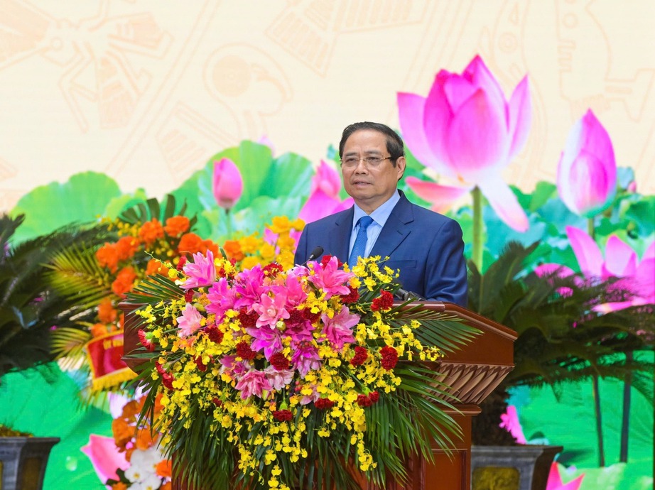 Thủ tướng: Petrovietnam phấn đấu vào nhóm 5 doanh nghiệp hàng đầu Đông Nam Á- Ảnh 2. Thủ tướng: Petrovietnam phấn đấu vào nhóm 5 doanh nghiệp hàng đầu Đông Nam Á- Ảnh 2.