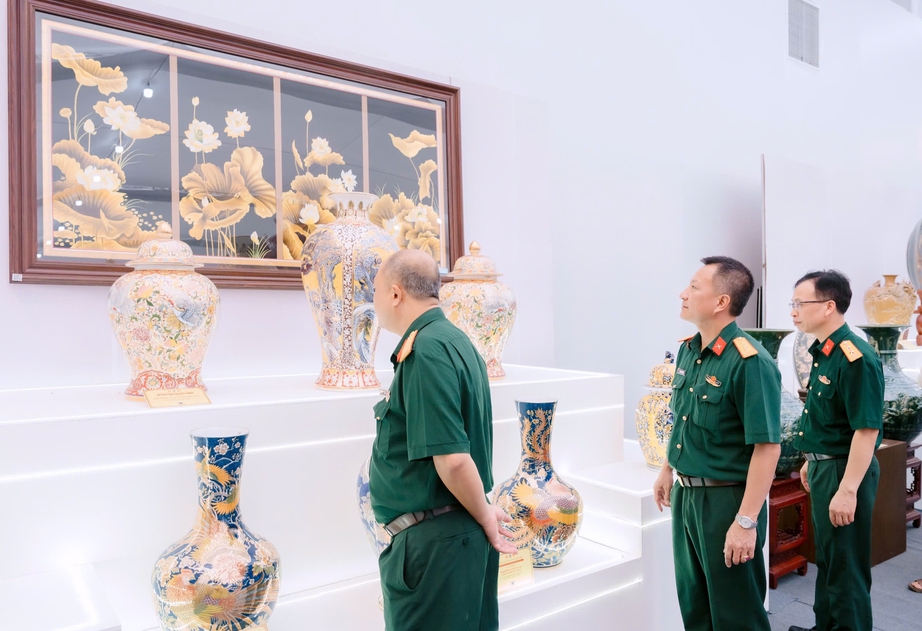 Thủ đô văn hiến tự hào 80 năm đồng hành cùng sự phát triển của đất nước- Ảnh 4. Thủ đô văn hiến tự hào 80 năm đồng hành cùng sự phát triển của đất nước- Ảnh 4.