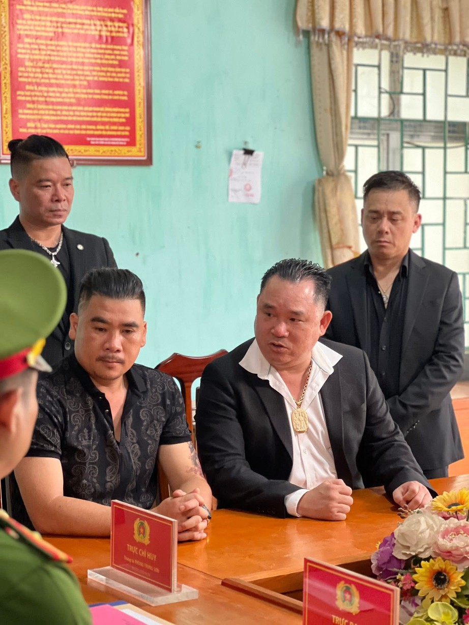 Đạo diễn Dương Ngọc Bảo làm phim về chuyên án triệt phá đường dây ma túy- Ảnh 2. Đạo diễn Dương Ngọc Bảo làm phim về chuyên án triệt phá đường dây ma túy- Ảnh 2.