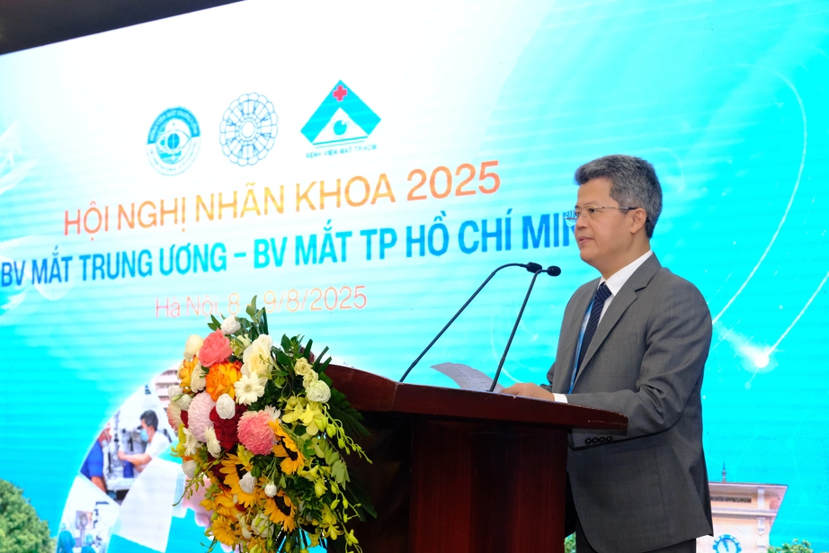 Mang cơ hội phẫu thuật an to&agrave;n hơn tới bệnh nh&acirc;n mắc tật kh&uacute;c xạ- Ảnh 1.