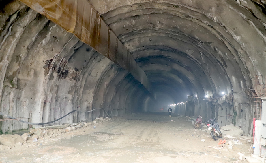 Thi c&ocirc;ng xuy&ecirc;n lễ, quyết t&acirc;m th&ocirc;ng hầm Phượng Ho&agrave;ng trong th&aacute;ng 11- Ảnh 7.