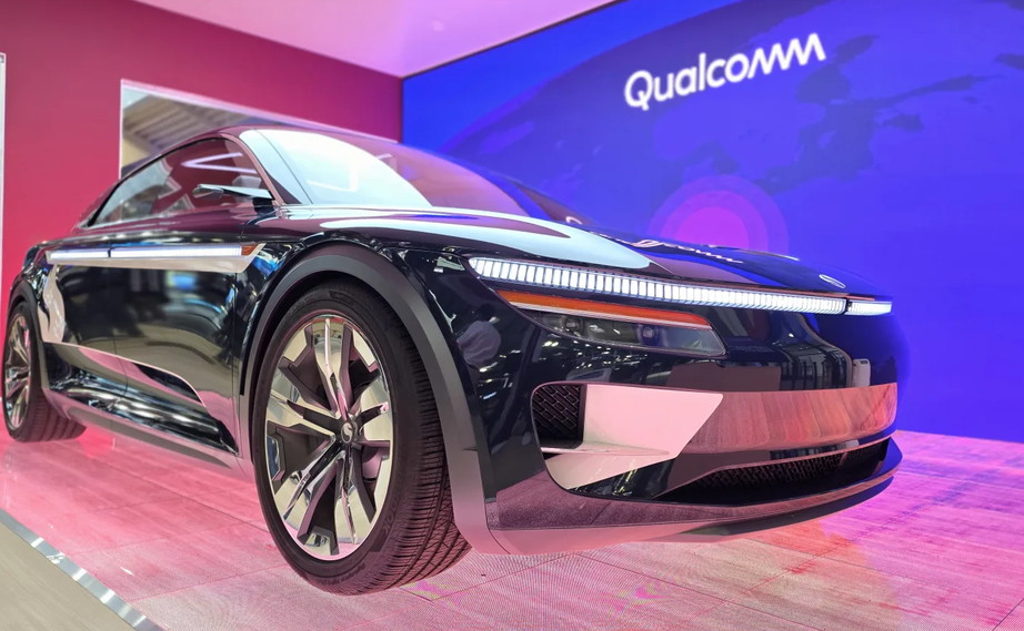Qualcomm ra mắt công nghệ xe tự hành cùng BMW- Ảnh 1. Qualcomm ra mắt công nghệ xe tự hành cùng BMW- Ảnh 1.
