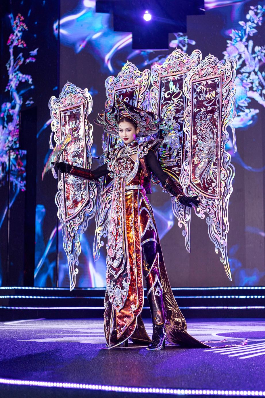 Cảnh tượng chưa từng có ở Miss Grand Vietnam 2025- Ảnh 3. Cảnh tượng chưa từng có ở Miss Grand Vietnam 2025- Ảnh 3.