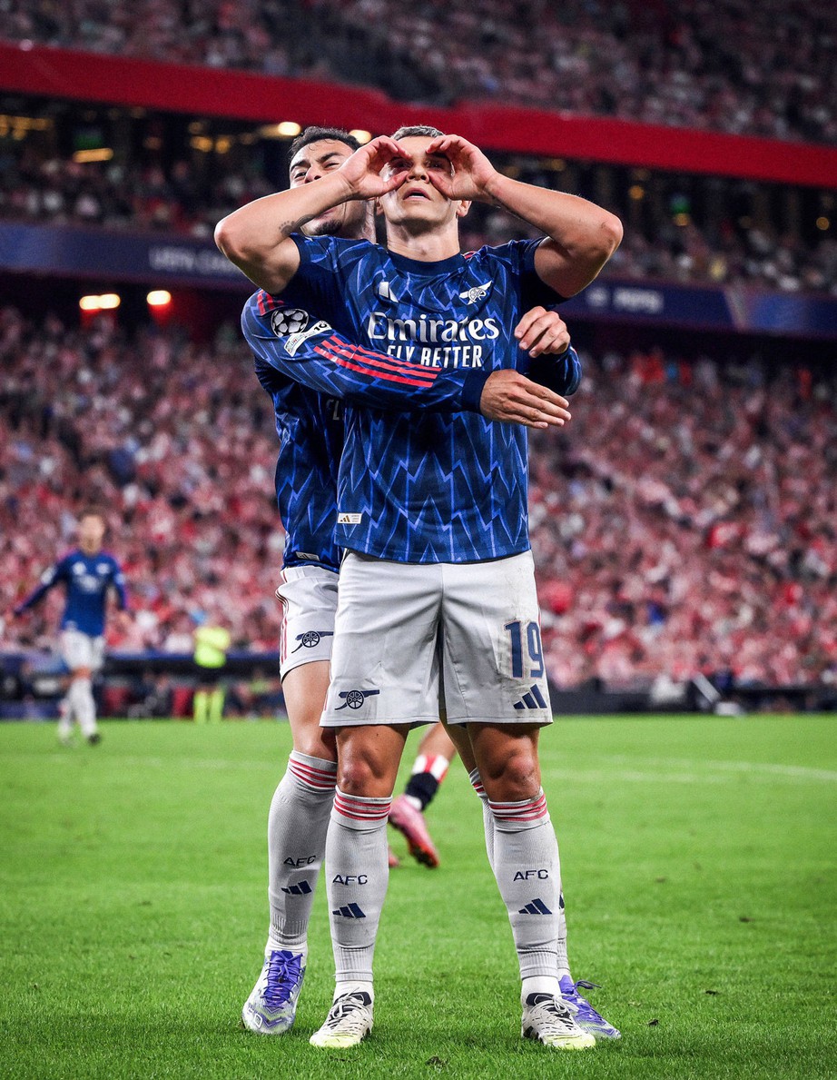 Champions League 2025-2026: Arsenal khởi đầu như mơ nhờ bộ đôi dự bị- Ảnh 1. Champions League 2025-2026: Arsenal khởi đầu như mơ nhờ bộ đôi dự bị- Ảnh 1.