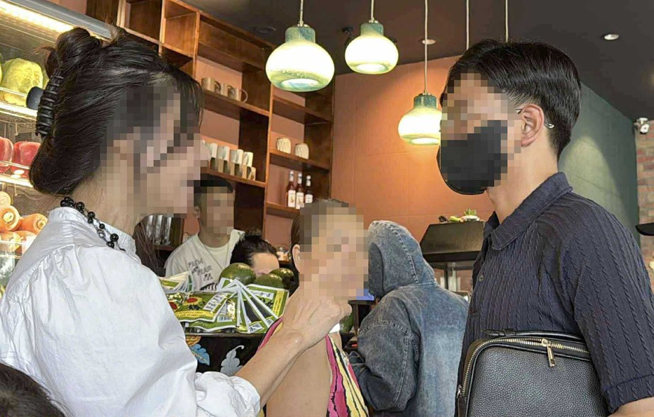 C&ocirc;ng an phường Vĩnh Tuy th&ocirc;ng tin vụ "tổng t&agrave;i" ở qu&aacute;n cafe trong khu đ&ocirc; thị Times City- Ảnh 2.