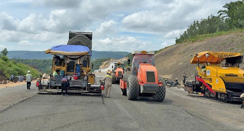 Chắt chiu từng ng&agrave;y, sớm nối th&ocirc;ng 3.000km cao tốc- Ảnh 1.